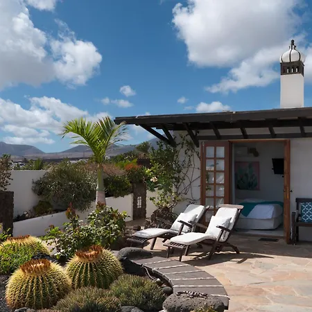 Lanzahost Luxury Paraiso Villa *